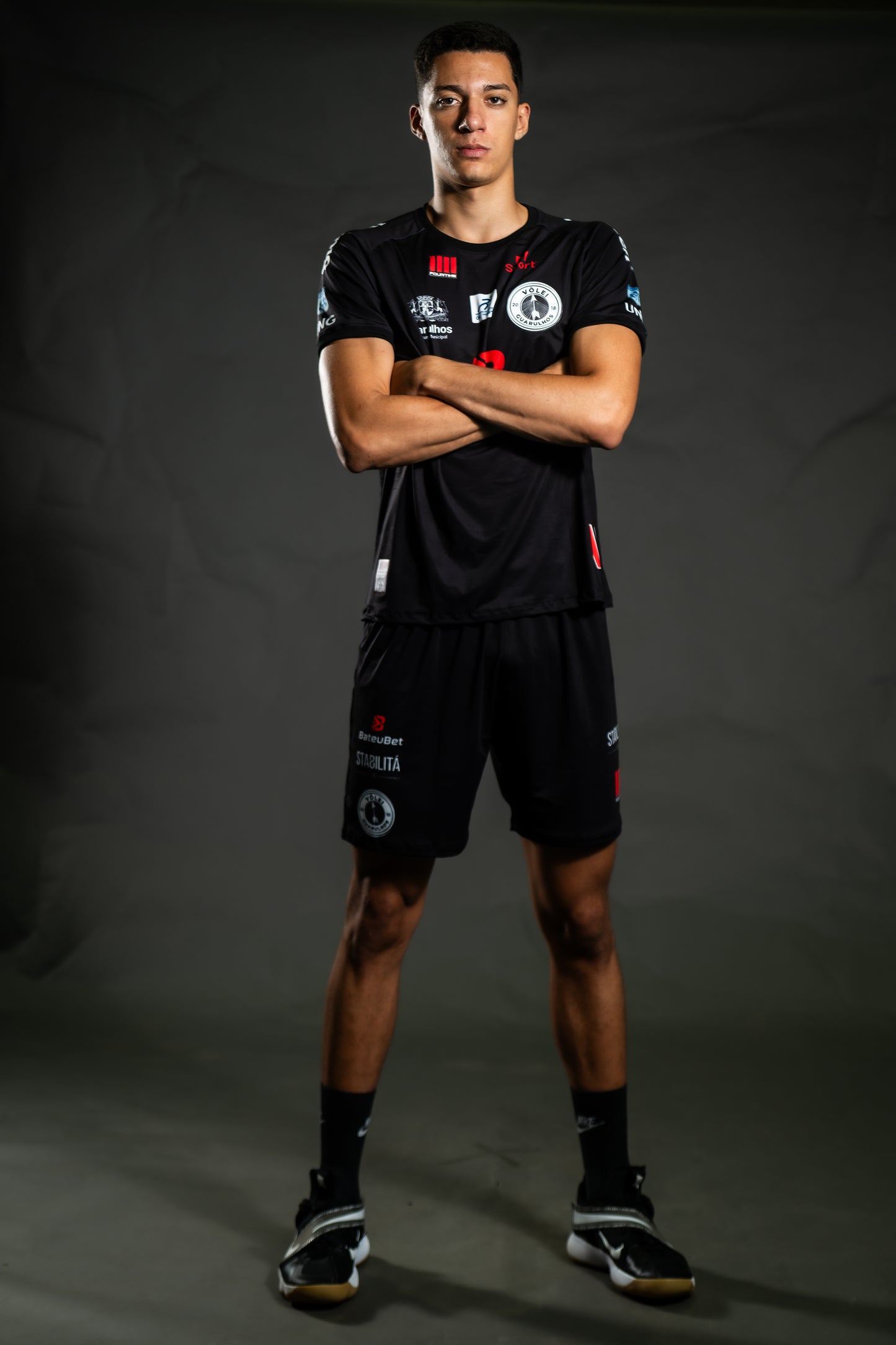 camiseta oficial vôlei guarulhos bateubet preto personalizado