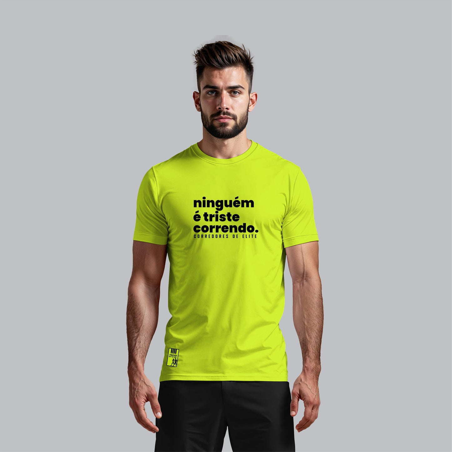 camiseta masculina - ninguem é triste correndo