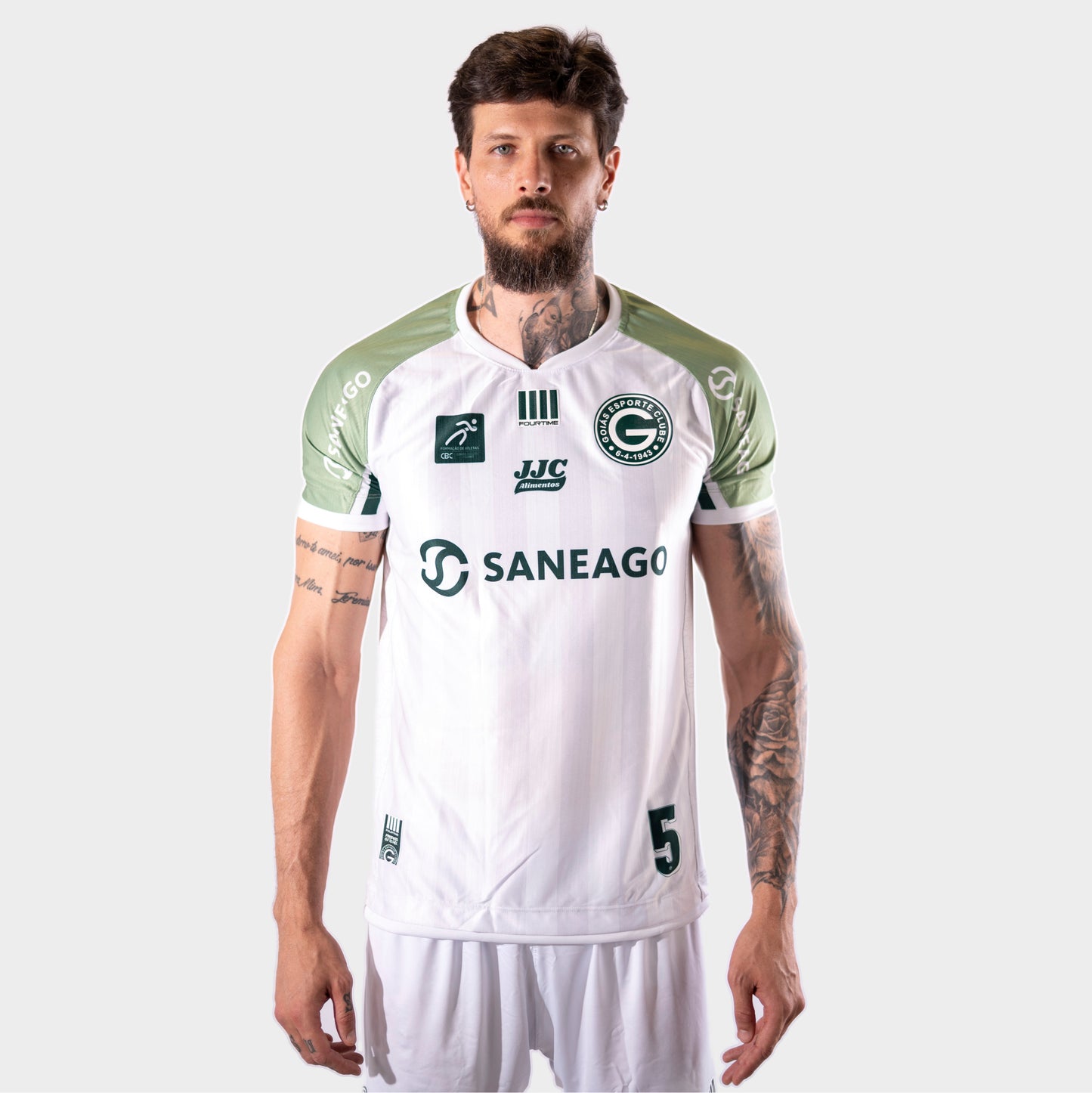camiseta oficial saneago goiás vôlei branca personalizado